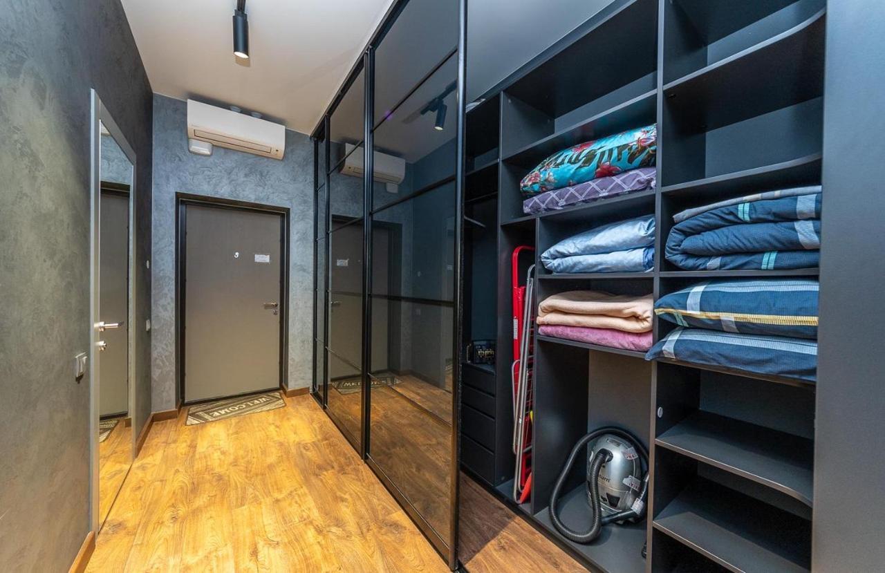 Luxury Apartments Smartplaza Obolon Metro Minskai Kiev Eksteriør bilde