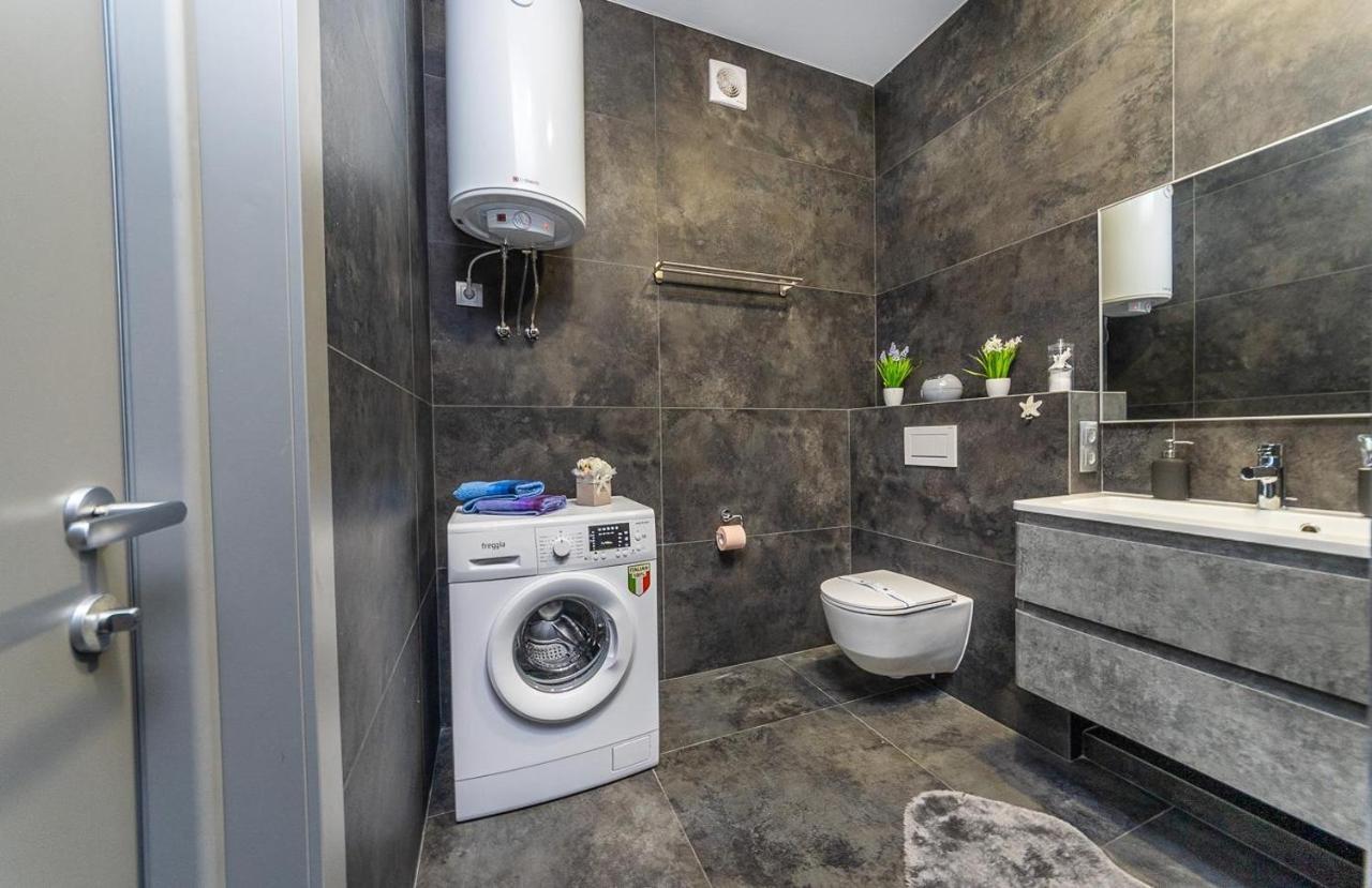 Luxury Apartments Smartplaza Obolon Metro Minskai Kiev Eksteriør bilde