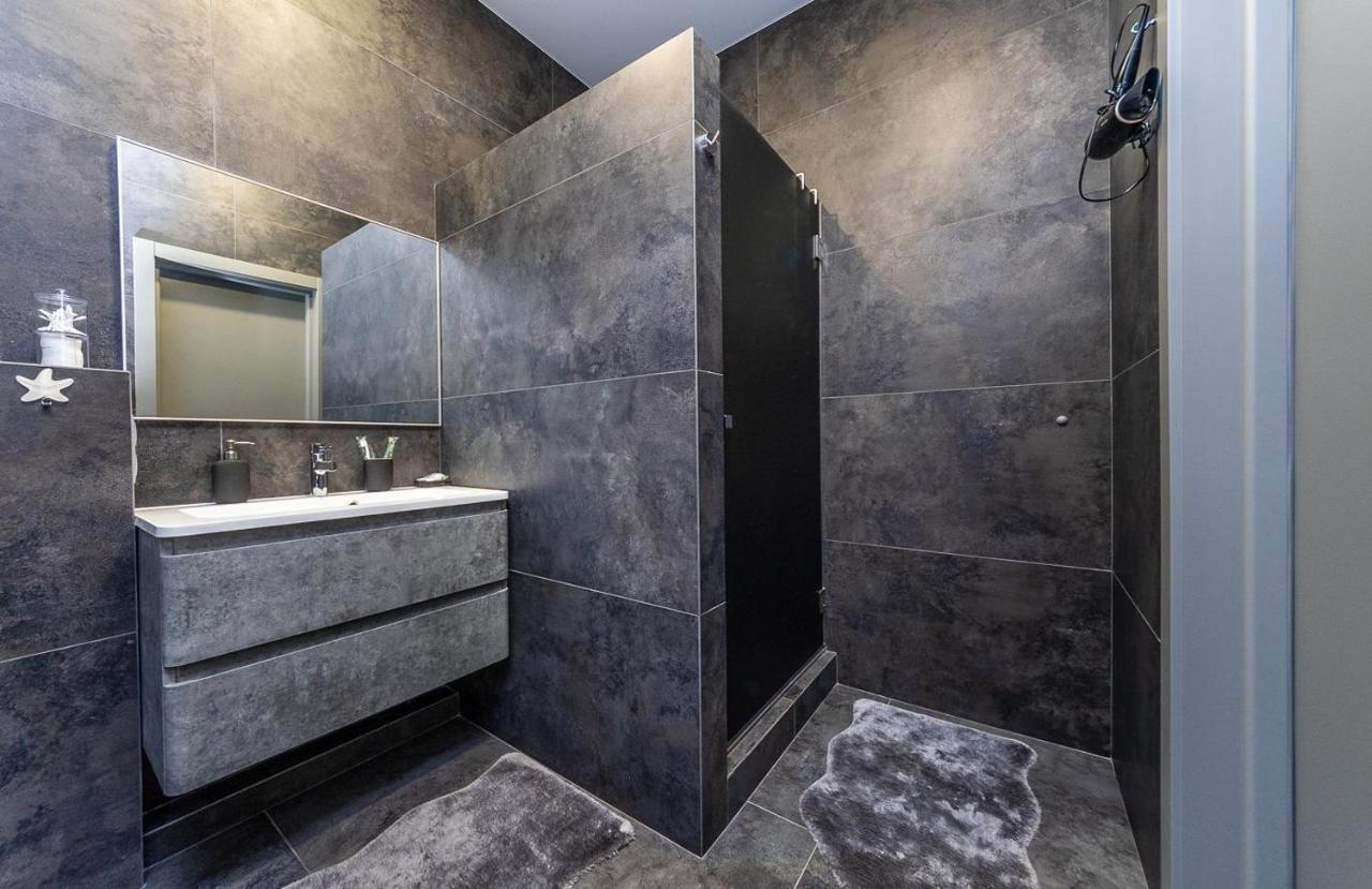Luxury Apartments Smartplaza Obolon Metro Minskai Kiev Eksteriør bilde
